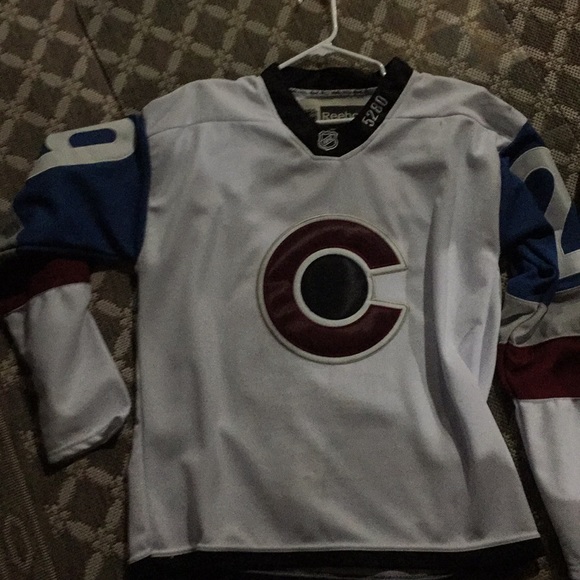mackinnon stadium series jersey